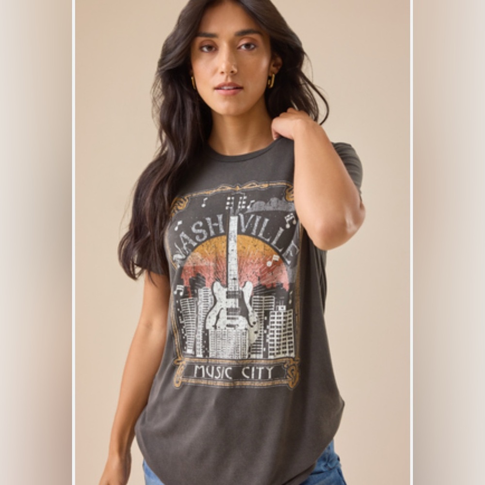 Altar'd State Nashville Graphic Tee - Gray